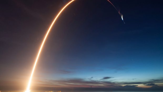 SpaceX: Οι δορυφόροι του Starlink κινδυνεύουν από συγκρούσεις χιλιάδες φορές το μήνα
