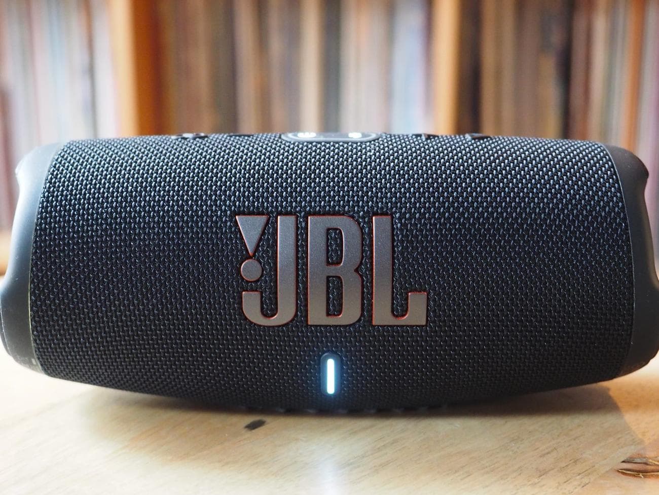 Χρέωση JBL 5
