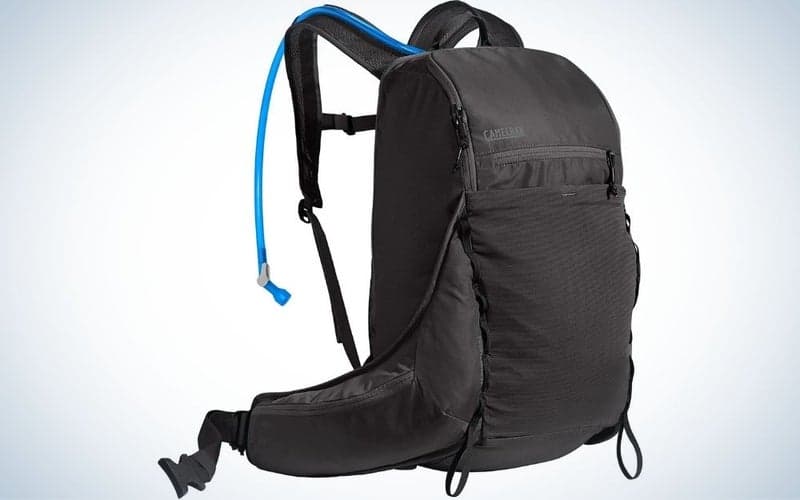 Το Camelbak Fourteener 26 Hydration Pack είναι το καλύτερο πακέτο ενυδάτωσης για πεζοπόρους.