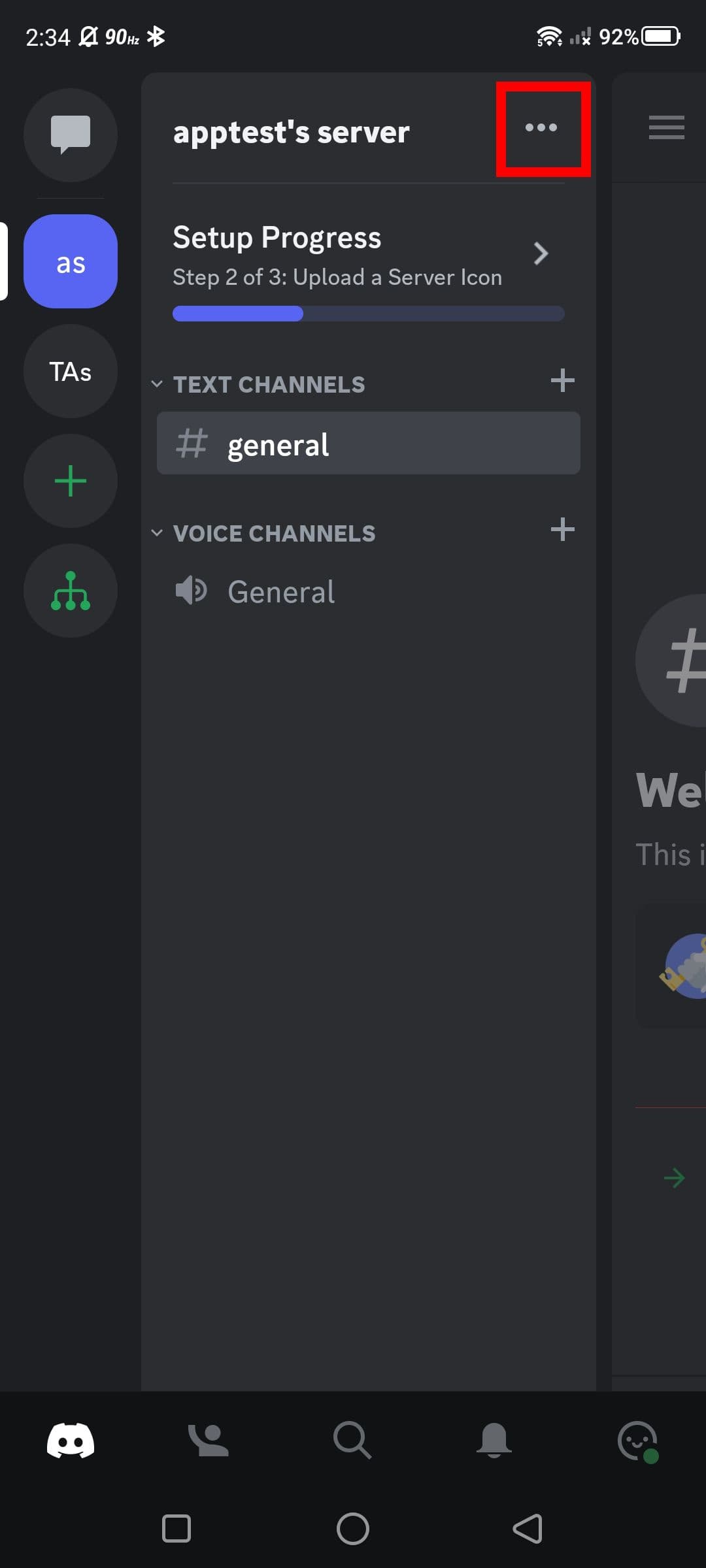 Κόκκινο ορθογώνιο περίγραμμα στο μενού κεφτέ με το όνομα διακομιστή Discord στην εφαρμογή Discord για κινητά