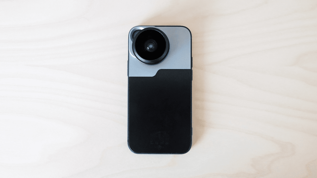 iphone με φακό fisheye πάνω από τις πίσω κάμερες