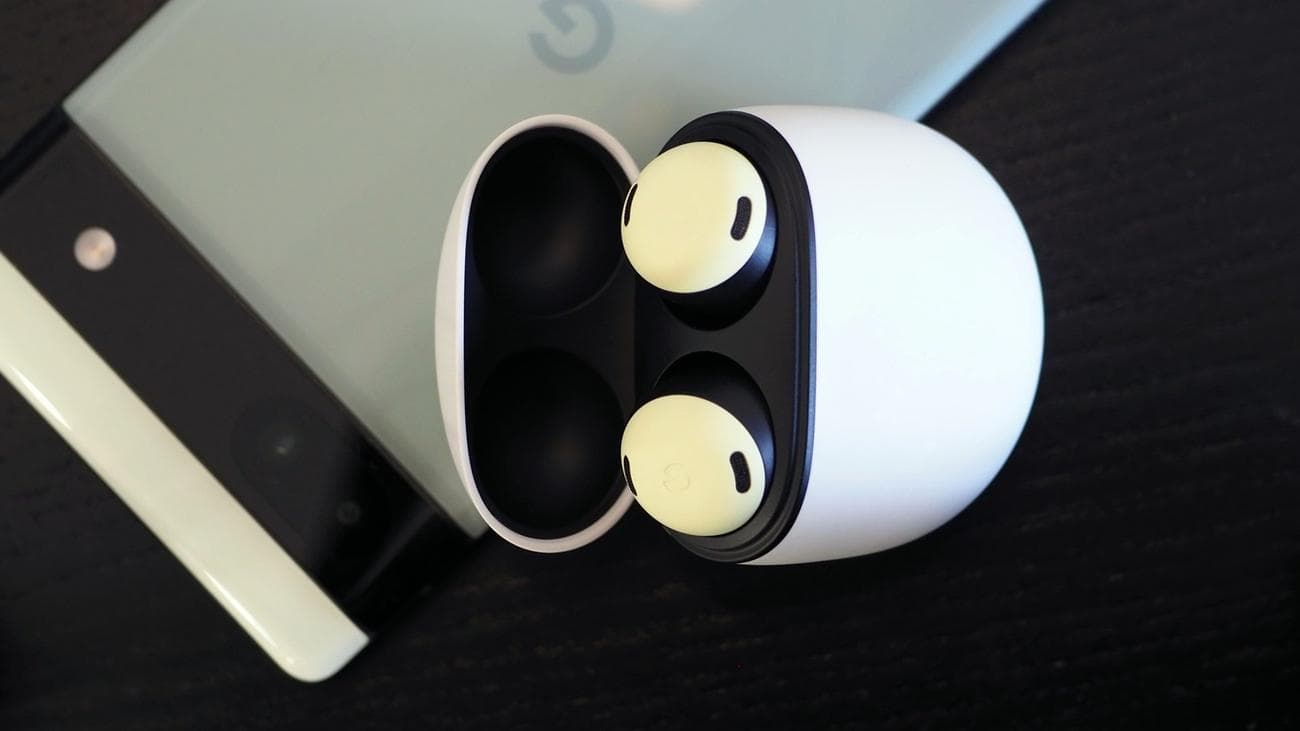 pixel buds pro in case with pixel 6a 1