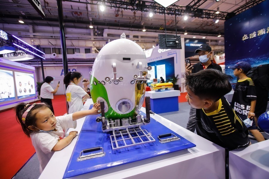 Ανάπτυξη της χρήσης ρομποτικής τεχνολογίας στην εκπαίδευση, προωθεί η Κύπρος: Τα παιδιά αποτελούν τους καλύτερους πρεσβευτές του νησιού