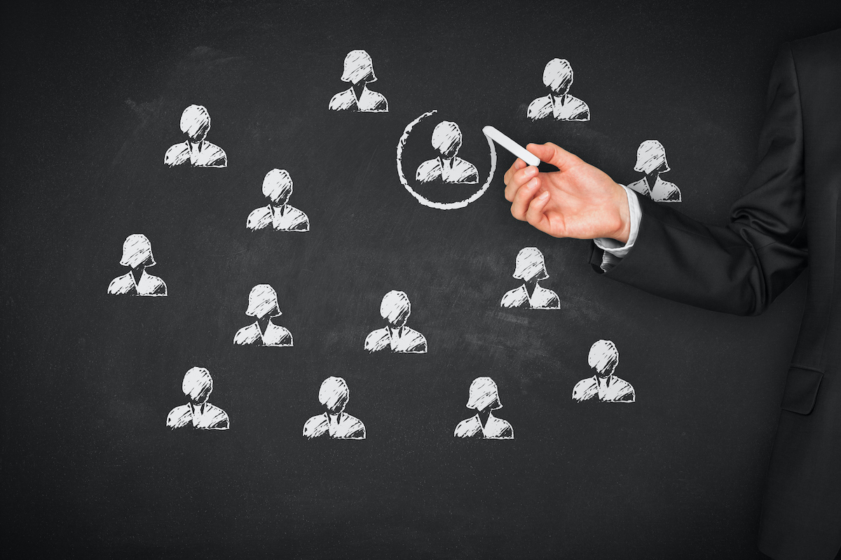 Γιατί αυτός ο ιδρυτής αποφάσισε να αντικαταστήσει τον εαυτό του ως Διευθύνων Σύμβουλος
