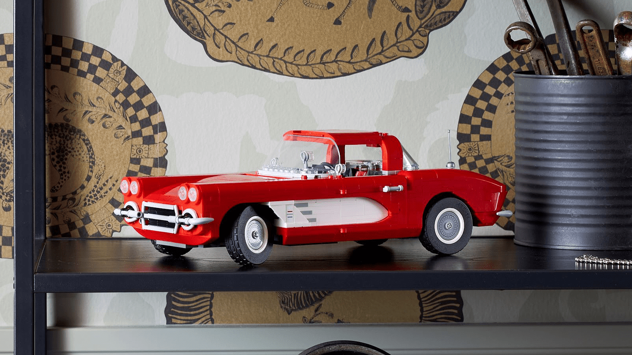 Η LEGO προσθέτει την κλασική κόκκινη κορβέτα του 1961 στη συλλογή "Icons" της - Review Geek