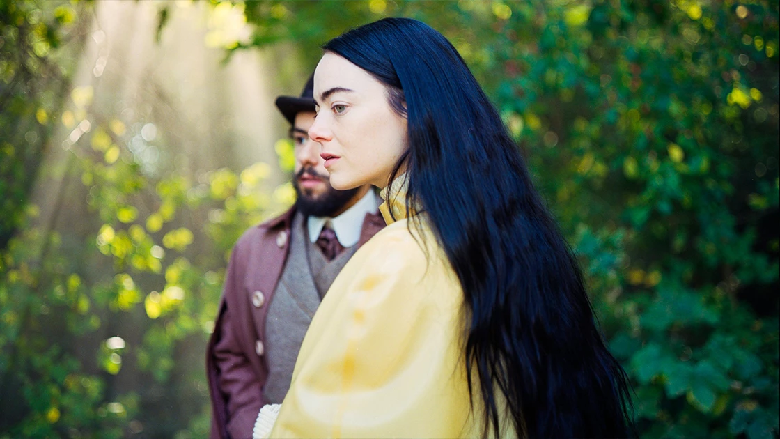 Καθυστερεί το Poor Things, η νέα ταινία του Γιώργου Λάνθιμου με Emma Stone και Willem Dafoe