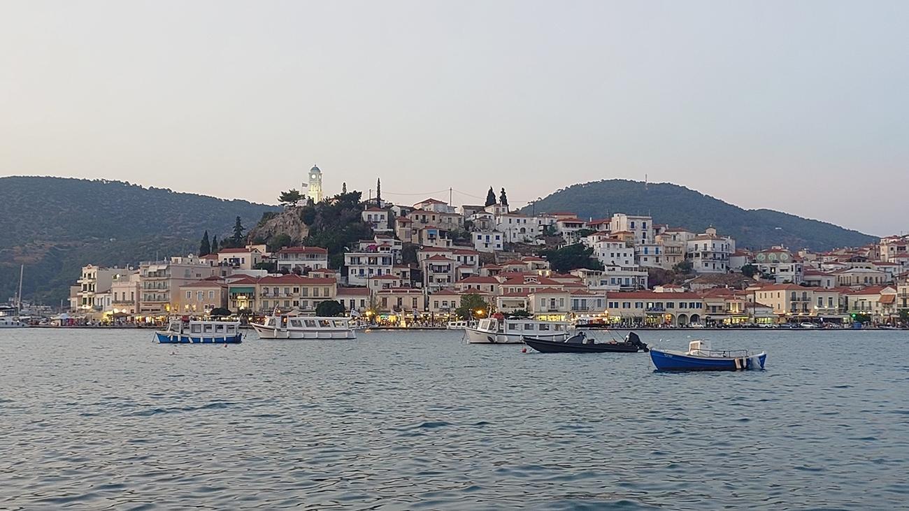 COSMOTE data κάλυψη Ελλάδα, Μοιράσου την ευτυχία και την ελευθερία των διακοπών σου με όσους δεν μπορούν να είναι εκεί μαζί σου