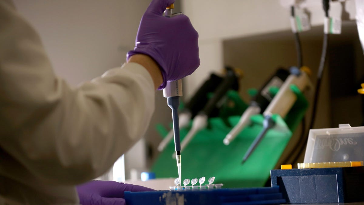 Οι νομοθέτες προτρέπουν τον Μπάιντεν να προστατεύσει τα δεδομένα υγείας από τις αρχές επιβολής του νόμου