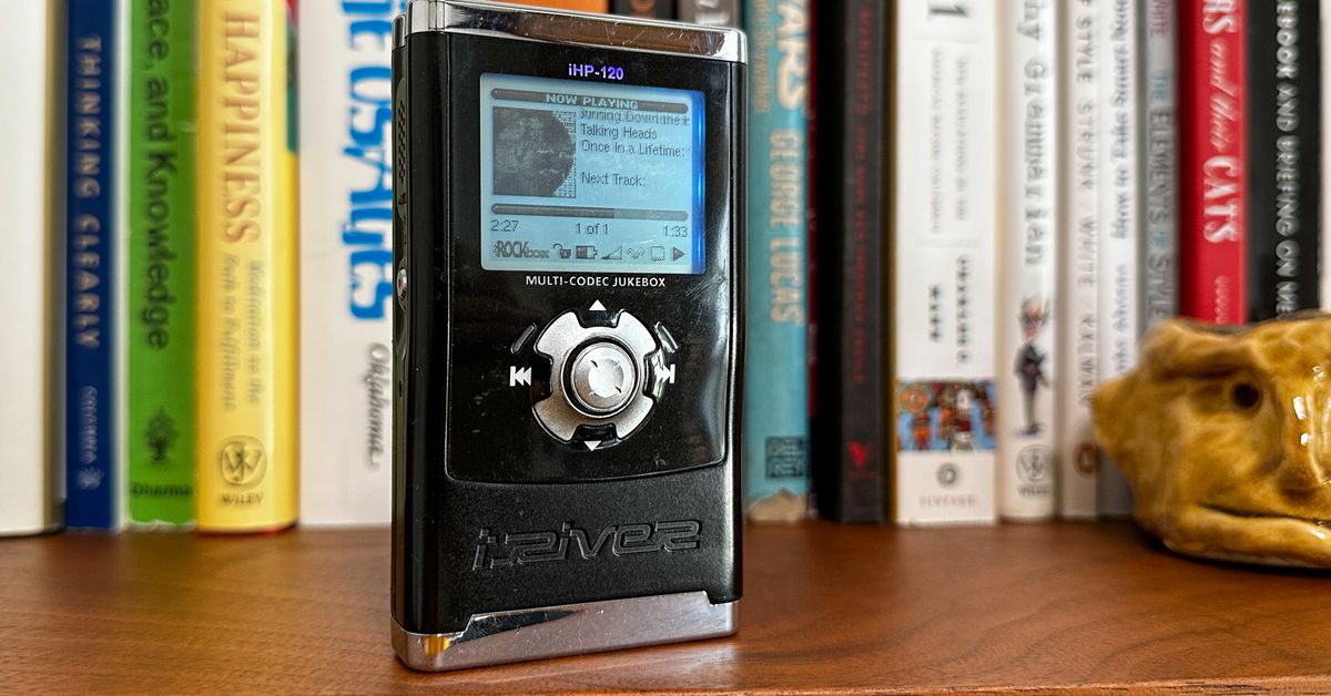 Προς έπαινο ενός παλιού iRiver MP3 player
