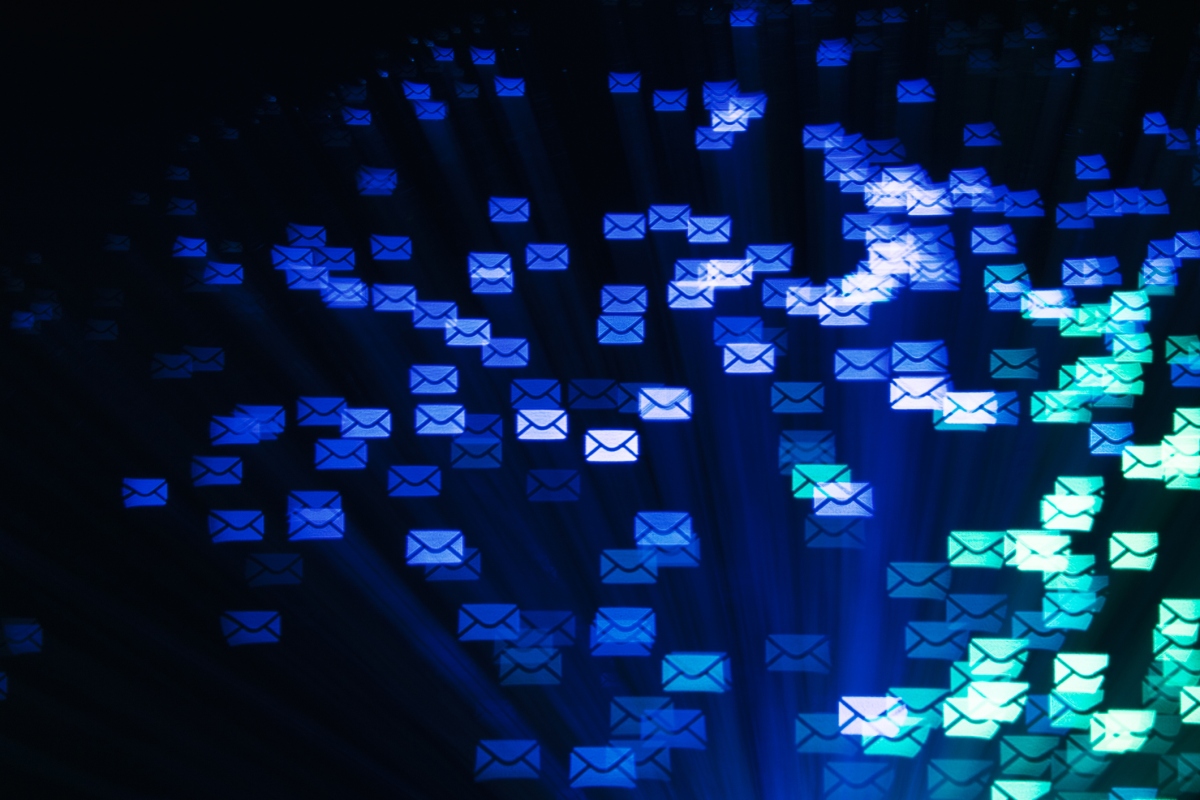 Τι σημαίνει η τελευταία δυνατότητα DM του Coinbase Wallet για το οικοσύστημα;
