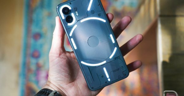 Το Nothing Phone (2) έχει τόσα πολλά νέα κόλπα λογισμικού
