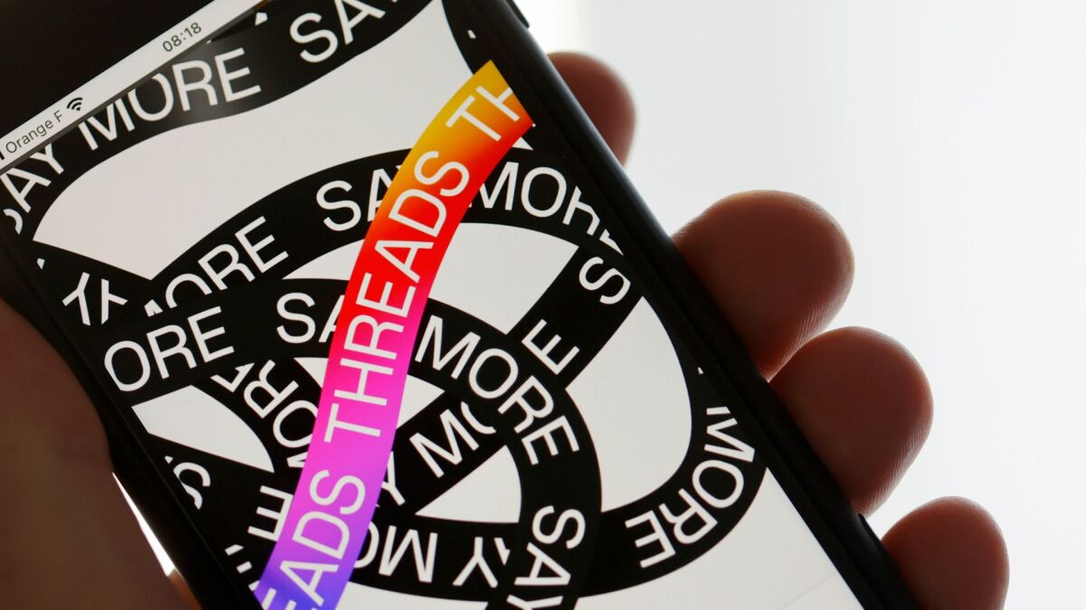 Το Threads χρειάζεται εναλλακτικό κείμενο που δημιουργείται από το χρήστη το συντομότερο δυνατό