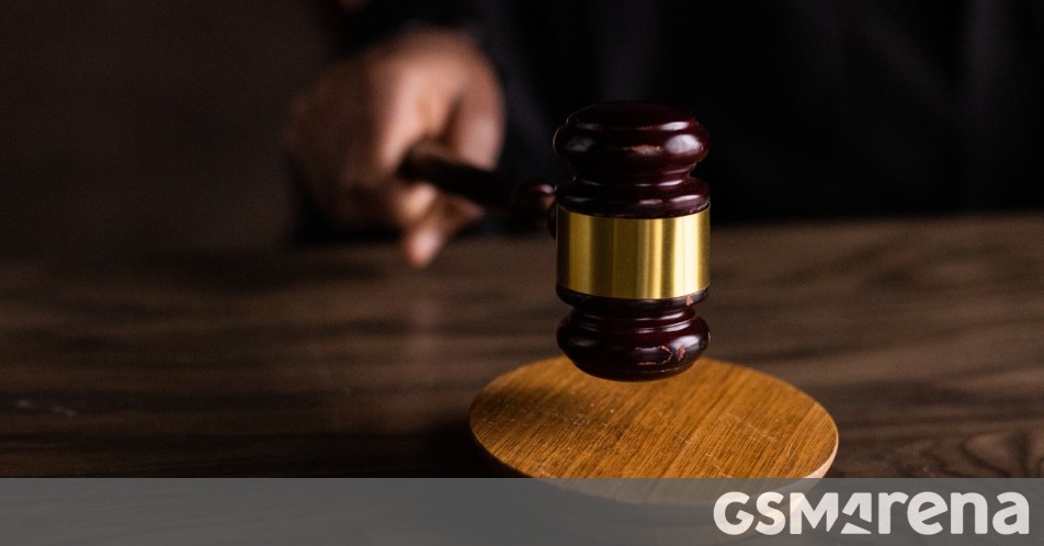 Το βρετανικό δικαστήριο αποφάνθηκε ότι η Apple παραβίασε δύο βασικά διπλώματα ευρεσιτεχνίας από την Optis
