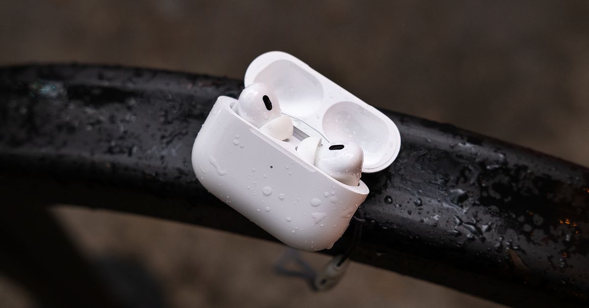 Το επόμενο AirPods Pro της Apple μπορεί να ελέγξει την υγεία της ακοής σας και να μετρήσει τη θερμοκρασία σας
