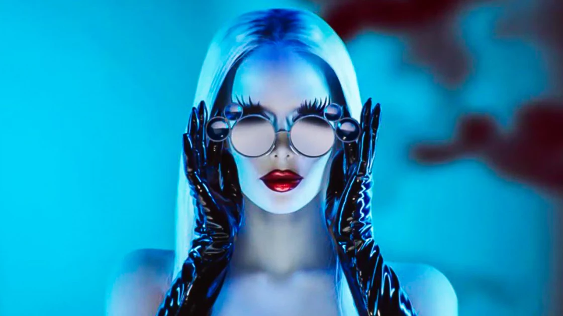 Το πρώτο teaser της 12ης σεζόν του American Horror Story έχει Kim Kardashian και Cara Delevingne