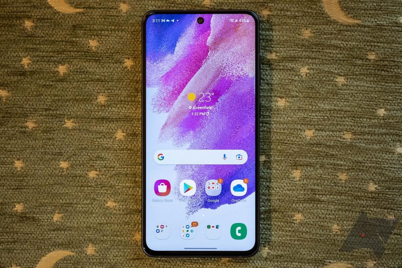 Το Galaxy S23 FE είναι σχεδόν εδώ και η Samsung πραγματικά δεν το κρύβει
