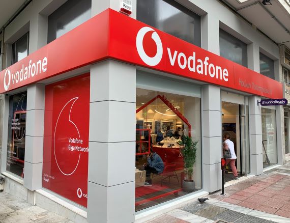 Vodafone: Στηρίζει τους συνδρομητές που πλήττονται από πυρκαγιές