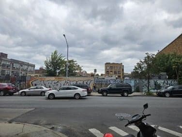 1x ζουμ φωτογραφία του πύργου νερού στο Μπρούκλιν