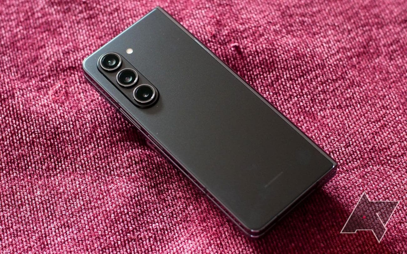 samsung-galaxy-z-fold-5-review-02