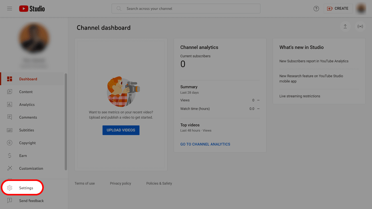 Πλοήγηση στη σελίδα ρυθμίσεων του YouTube Studio
