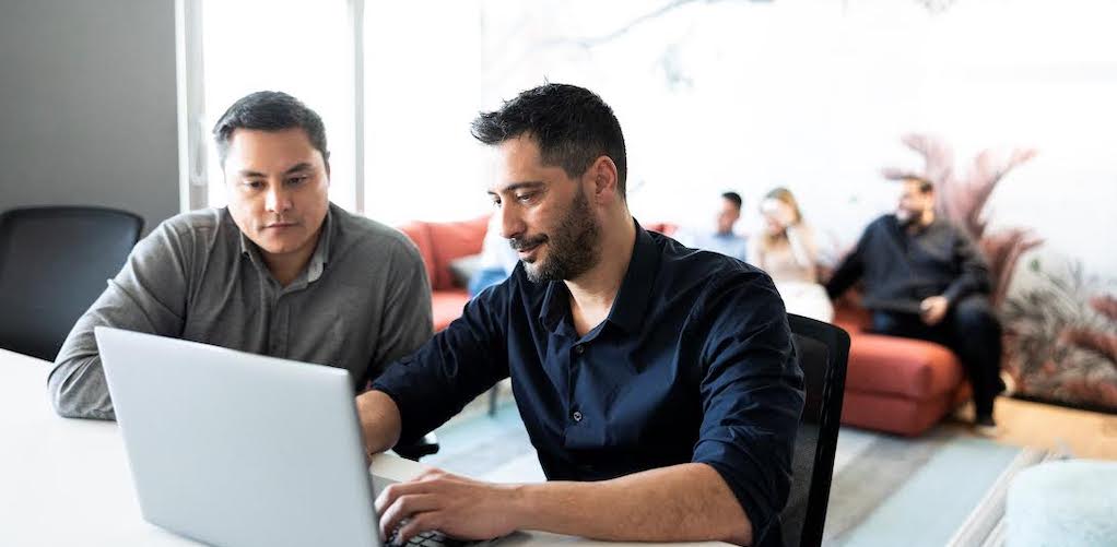 Αποκλειστική χρήση φορητών υπολογιστών για πάνω από 4.000 εργαζόμενους του Ομίλου ΟΤΕ