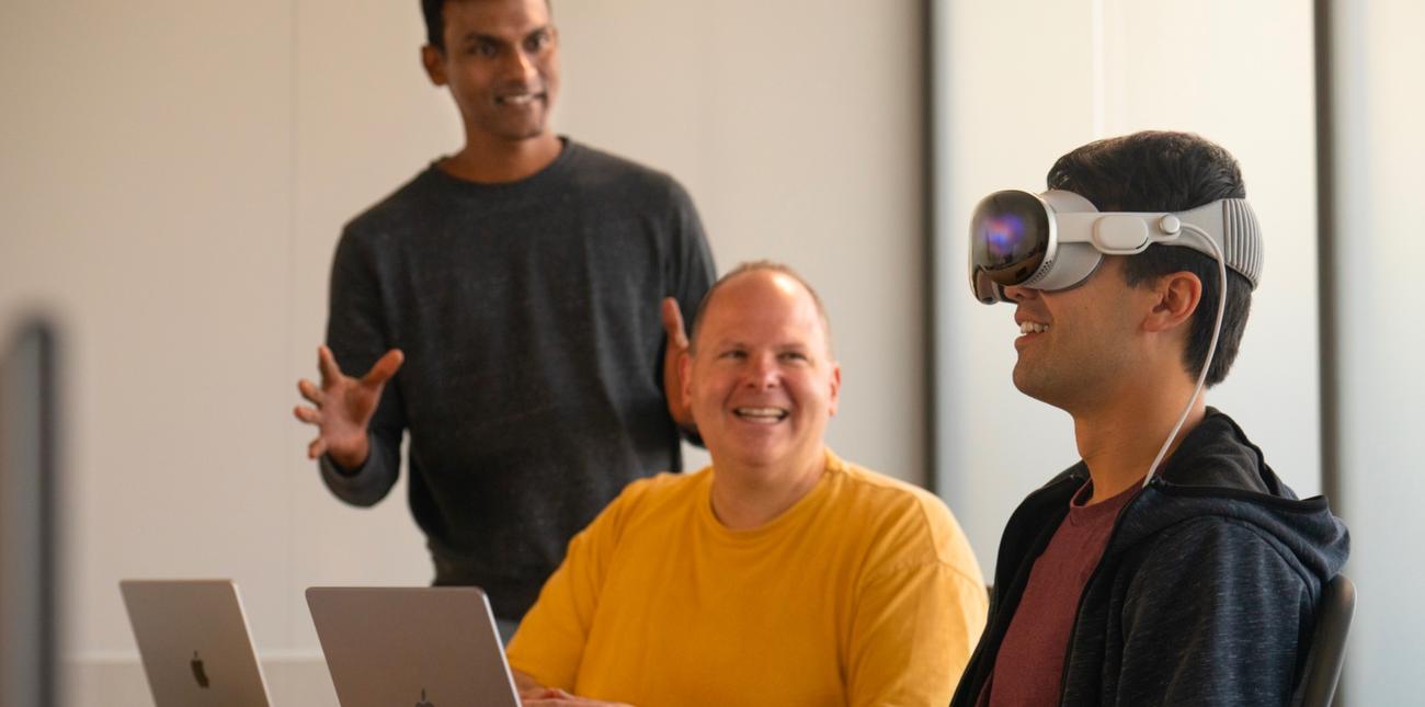 Η Apple παρουσιάζει τις αντιδράσεις των προγραμματιστών στο Vision Pro
