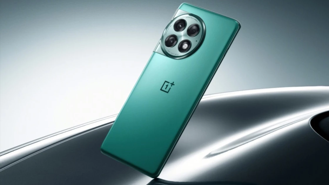 Η OnePlus ανακοίνωσε τηλέφωνο με 24GB RAM