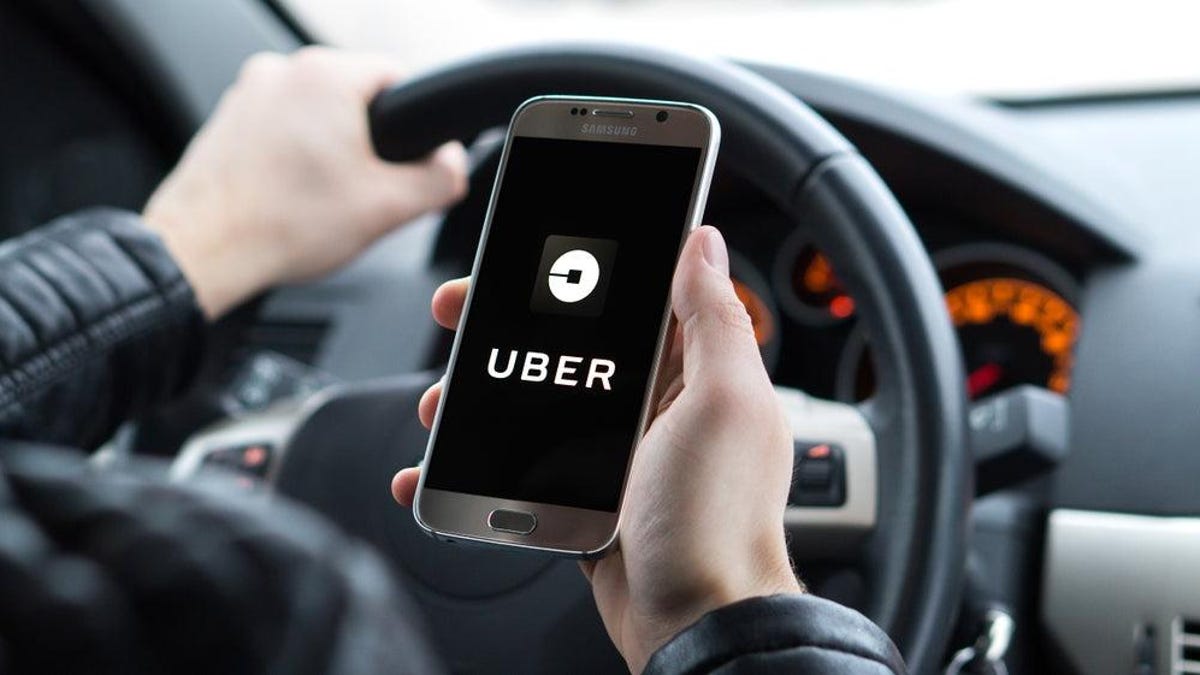 Η Uber αυξάνει το ελάχιστο όριο ηλικίας οδήγησης στα 25 στην Καλιφόρνια
