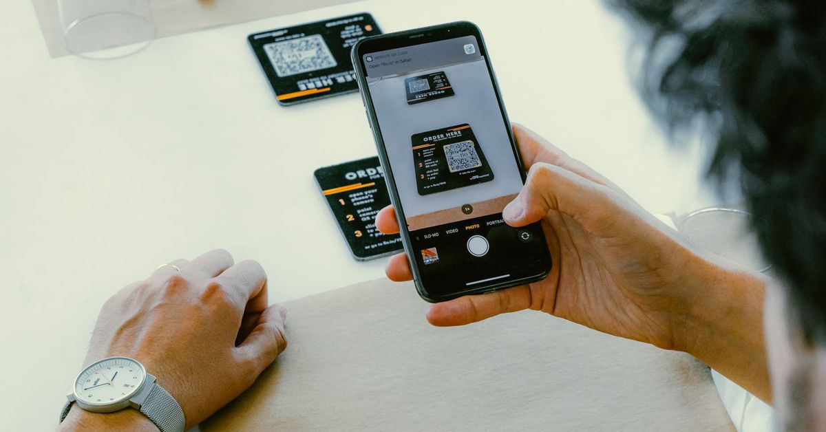 Η εταιρεία παραχωρήσεων αεροδρομίων δεν χρησιμοποιεί iPad για κωδικούς QR
