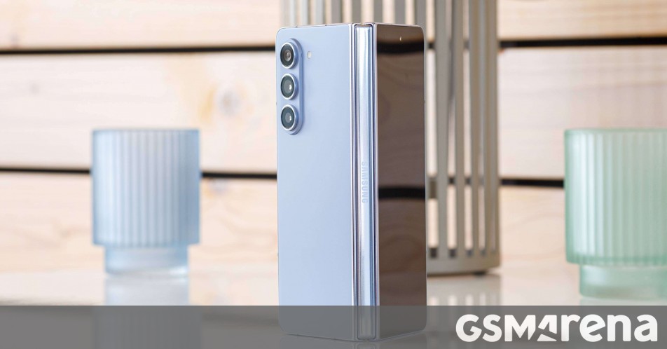 Πρώιμες σκέψεις Samsung Galaxy Z Fold5
