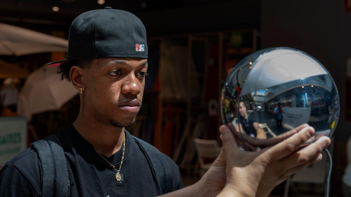 Το Worldcoin του Sam Altman είναι ήδη πεθαίνει
