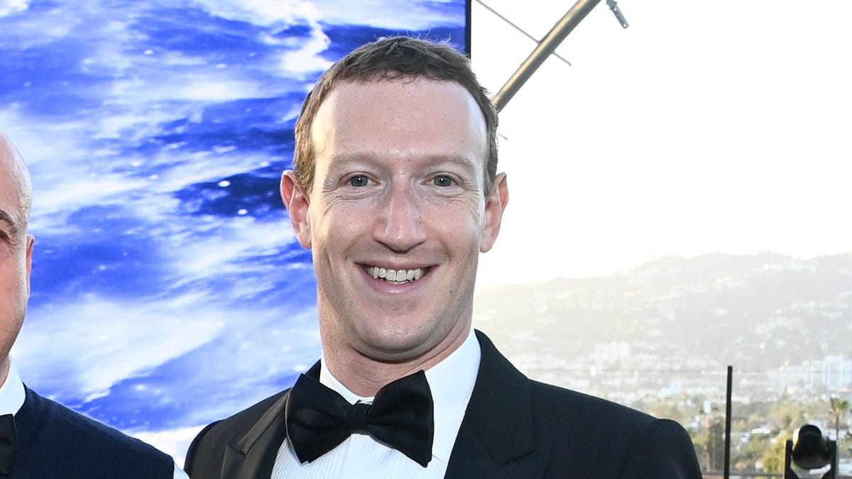 Το Zuck's Fighting Obsession φέρνει το UFC στους Κόσμους Horizon της Quest
