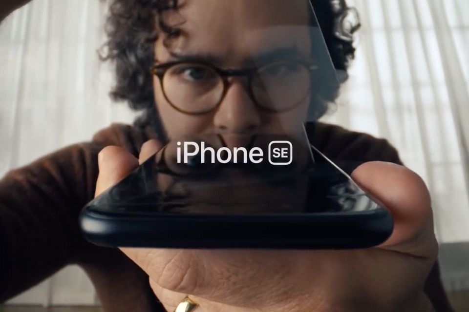 Το iPhone SE 4 θα λάβει το φημολογούμενο κουμπί δράσης του iPhone 15 Pro, ισχυρίζεται ο leaker

