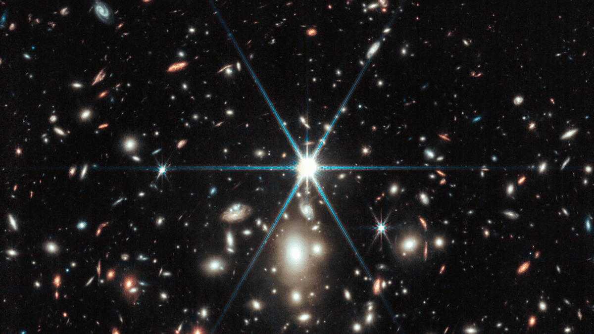 Το τηλεσκόπιο Webb κοιτάζει στο πιο μακρινό αστέρι ακόμα και βρίσκει έκπληξη
