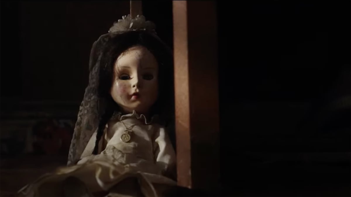 Το τρέιλερ «The Communion Girl» πειράζει ανατριχιαστικές κούκλες και έναν τρομακτικό τοπικό μύθο
