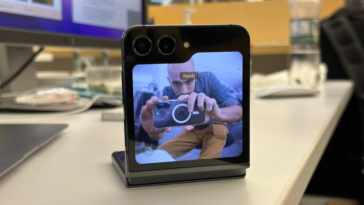 Χειρισμός με το Samsung Galaxy Z Flip 5
