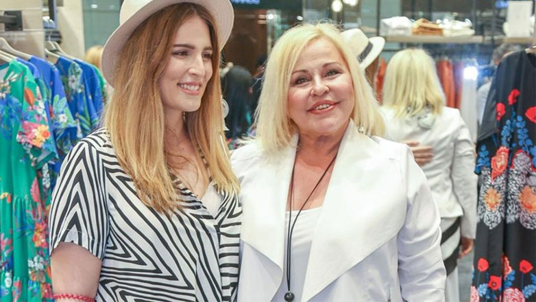 Χυδαία σχόλια σε Εβελίνα Νικόλιζα και Μπέσσυ Αργυράκη: «150 κιλά αυτή, 200 εσύ… »