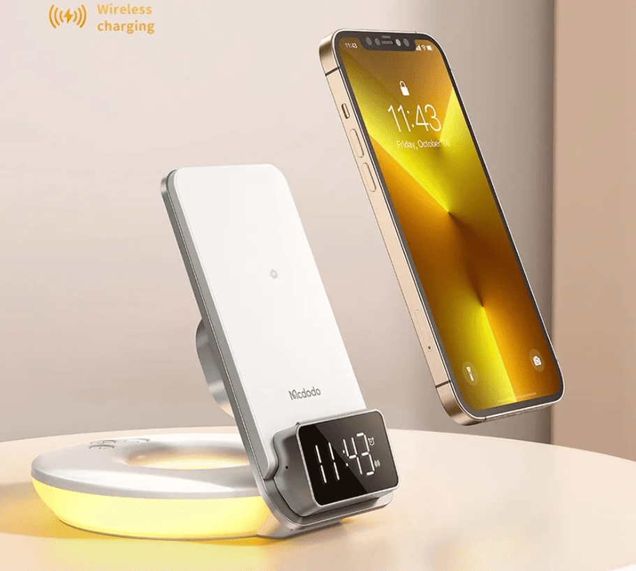, [#Ιστορικό_Χαμηλό] MCDODO CH-1610: “ΜΑΚΝΤΟΝΤΟ” 4 σε 1 εξαιρετικό Gadgetάκι – Ασύρματος φορτιστής, Night Light, stand και ρολόι/ξυπνητήρι, TechWar.gr