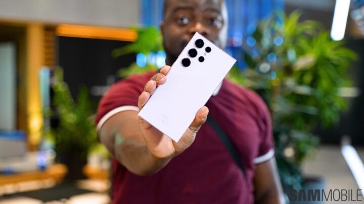 Samsung Galaxy S23 Ultra Misty Lilac Camera