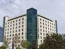 , Nothing Phone (2) vs. OnePlus 11, TechWar.gr