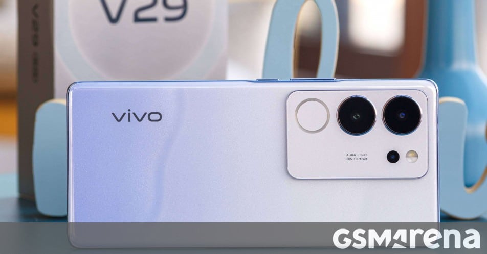 vivo V29 σε Starry Purple hands-on
