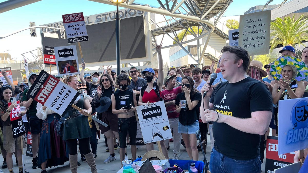 Ημέρα D&D στο Picket Line Fighted Against the AMPTiamat
