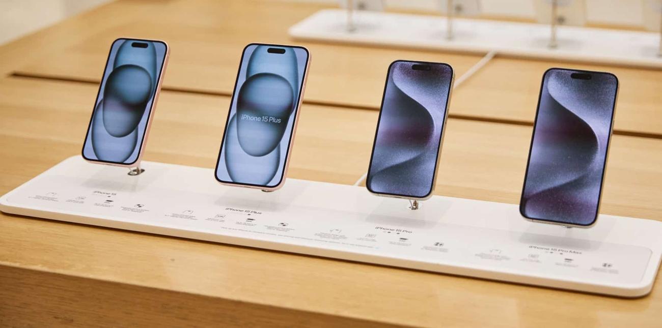 Το κουτί του iPhone 15 έχει μια κρυφή λειτουργία ασφαλείας που πρέπει να προσθέσει η Apple σε όλα τα iPhone και τα AirPods
