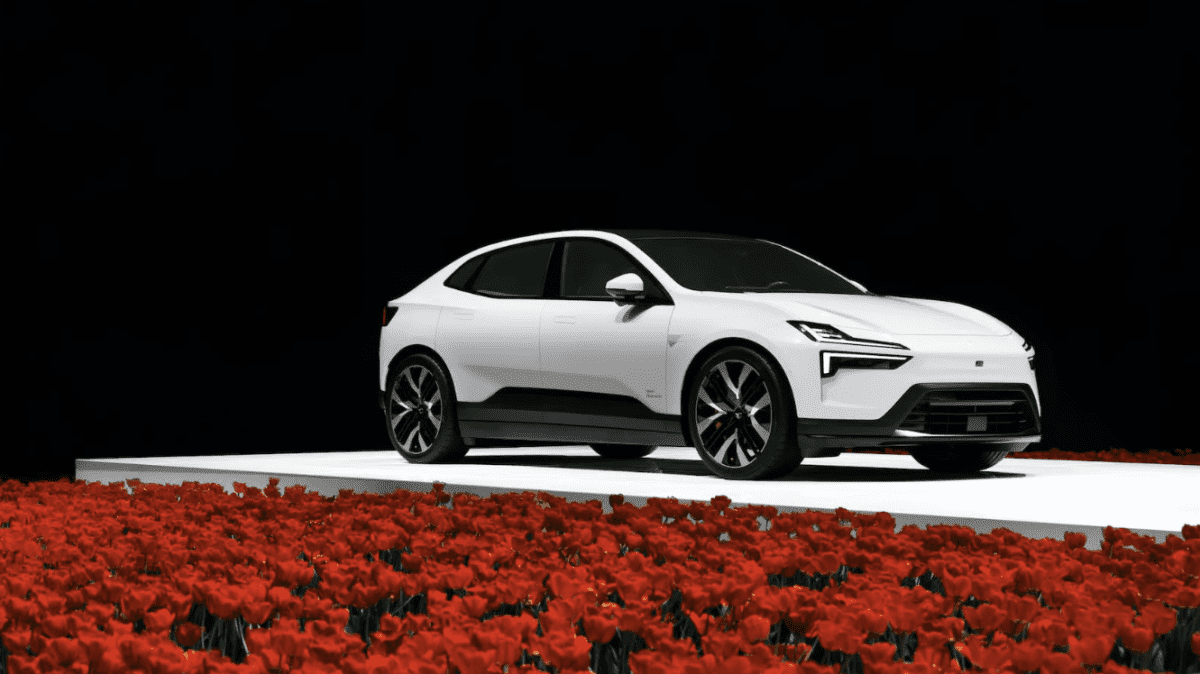 Το νέο ηλεκτρικό αυτοκίνητο της Polestar θα έχει ένα smartphone που ταιριάζει