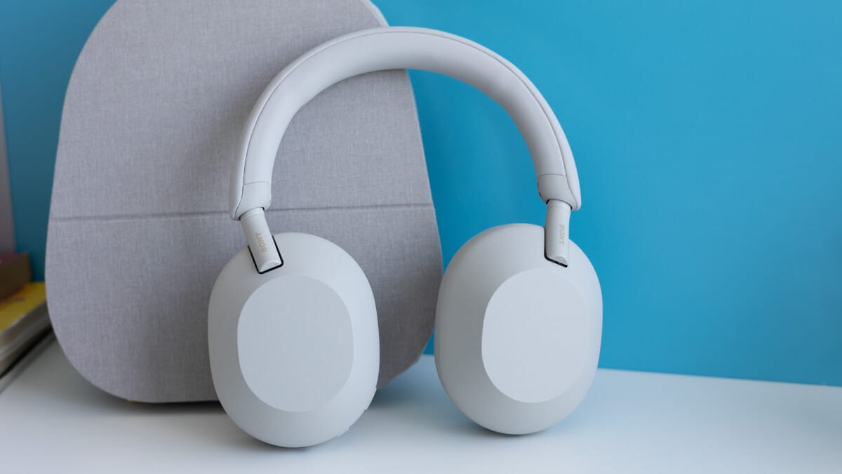 You can now snatch the Sony WH-1000XM5 at their lowest price on Walmart