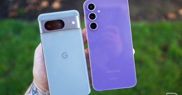 Pixel 8 έναντι Galaxy S23 FE μια αληθινή ανατροπή νομισμάτων
