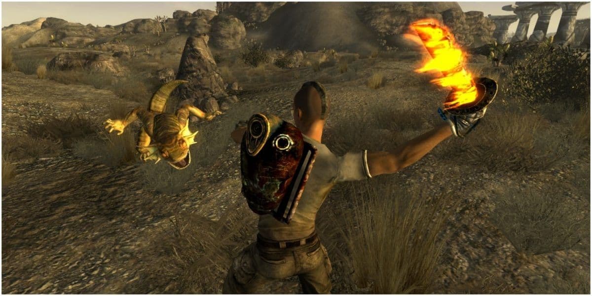 Shishkebab against a gecko Fallout New Vegas