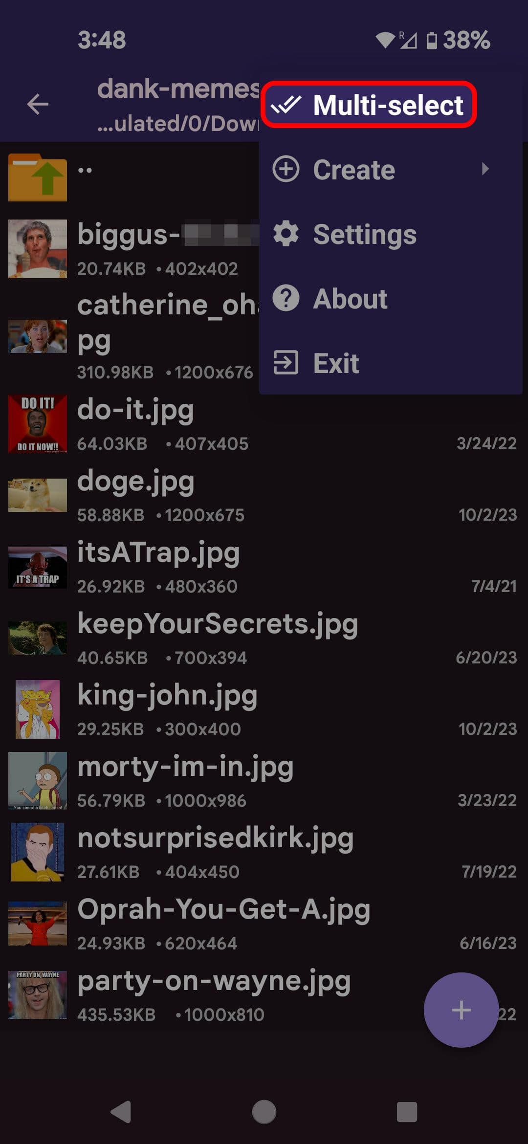 Μενού τριών κουκκίδων ZArchiver που επισημαίνει την επιλογή Πολλαπλής επιλογής
