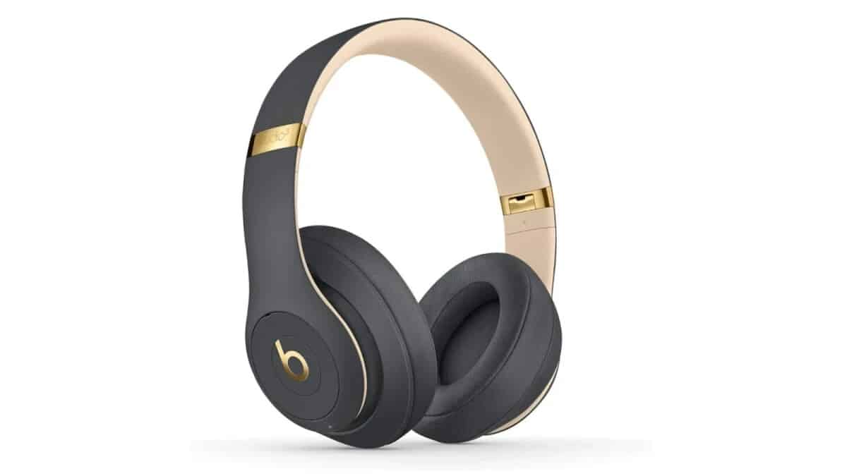Snatch a pair of Beats Studio3 with a sweet discount from Amazon while you can