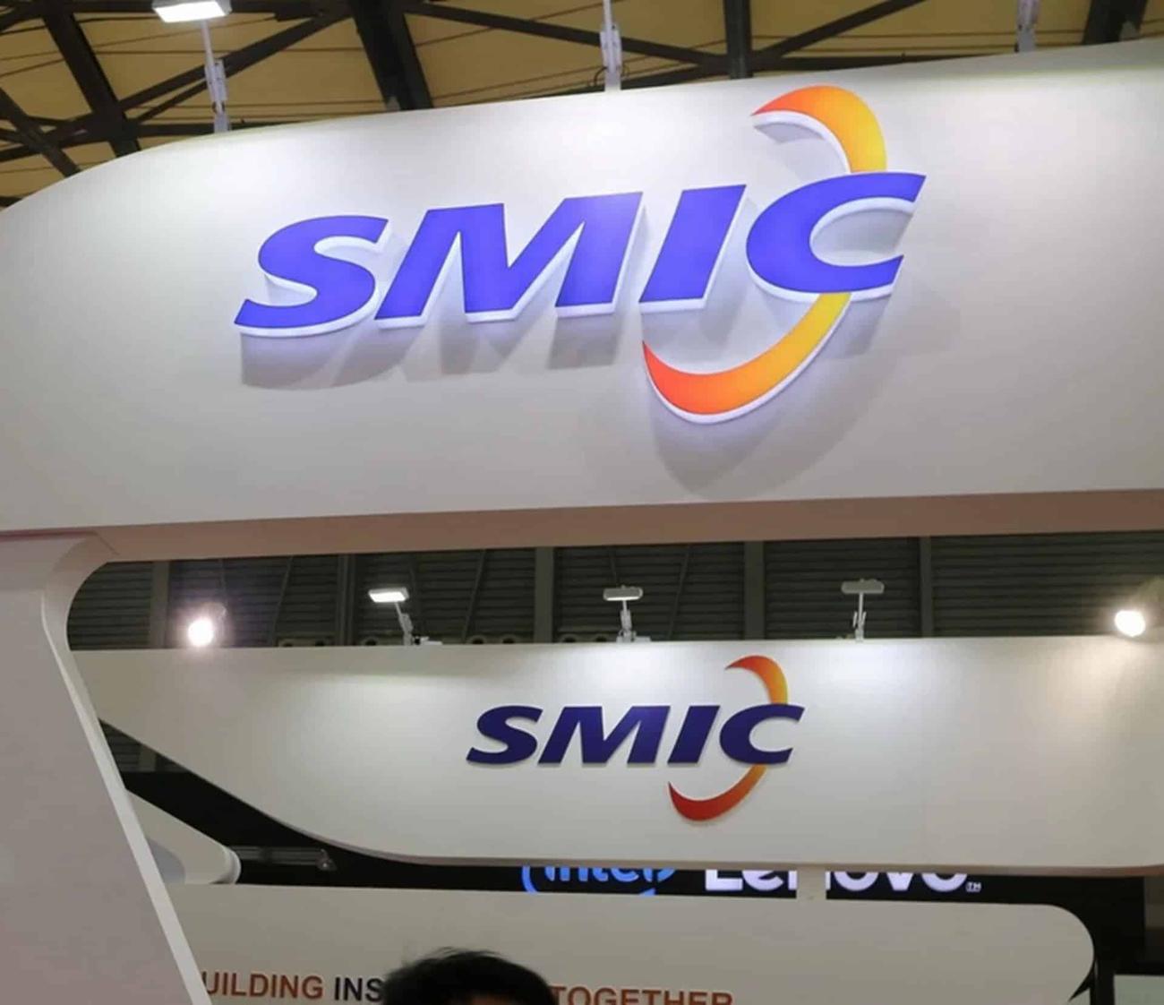 Η SMIC αποθηκεύει τσιπ εν μέσω απειλών για αυστηρότερες αμερικανικές κυρώσεις